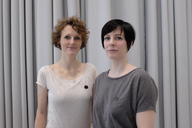 Prof. (stv.) Carolin Schreiber und Dipl. Des. Nina Pillen - Foto: Sabrina Hilfer